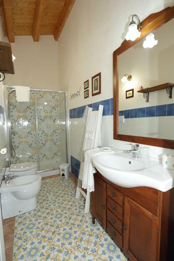 "Suliscenti" Dimora Siciliana B&B Авола Екстериор снимка