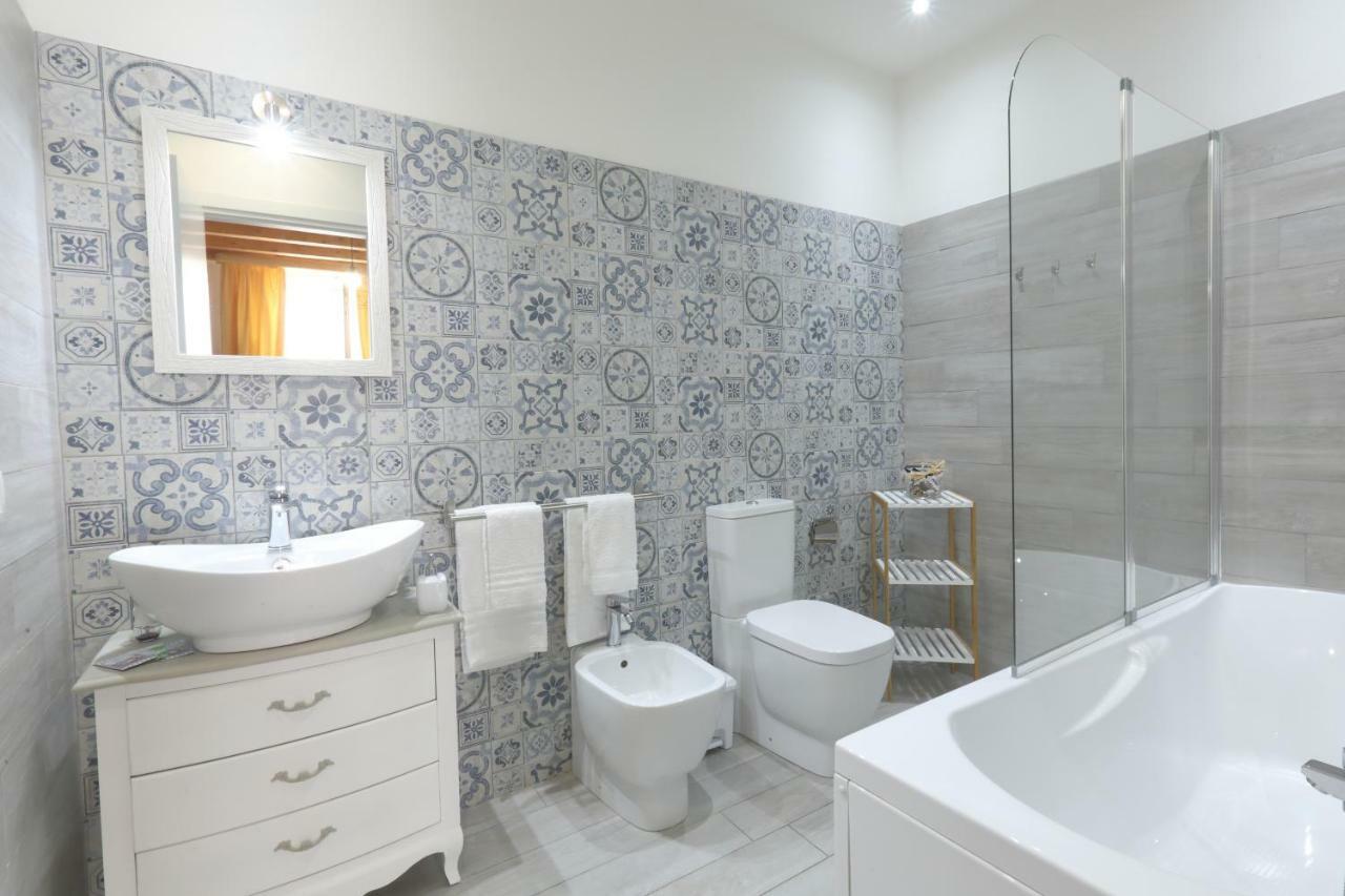 "Suliscenti" Dimora Siciliana B&B Авола Екстериор снимка